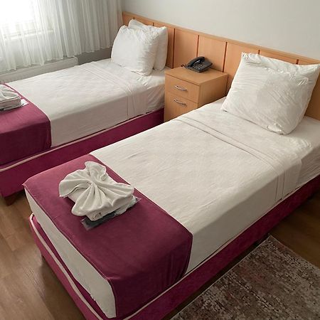 Hotel Oezsefa Istanbul Ngoại thất bức ảnh
