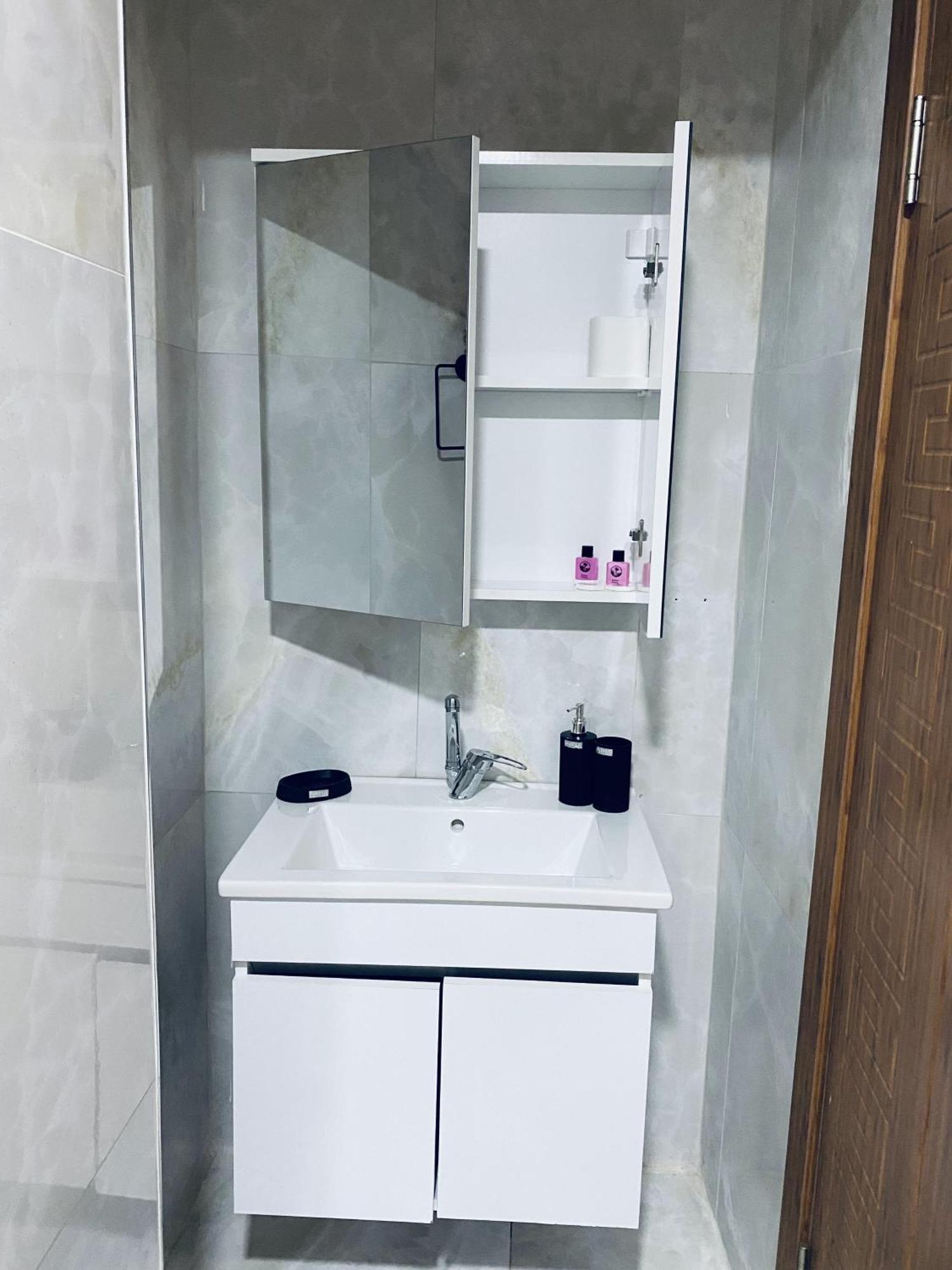 Hotel Oezsefa Istanbul Ngoại thất bức ảnh