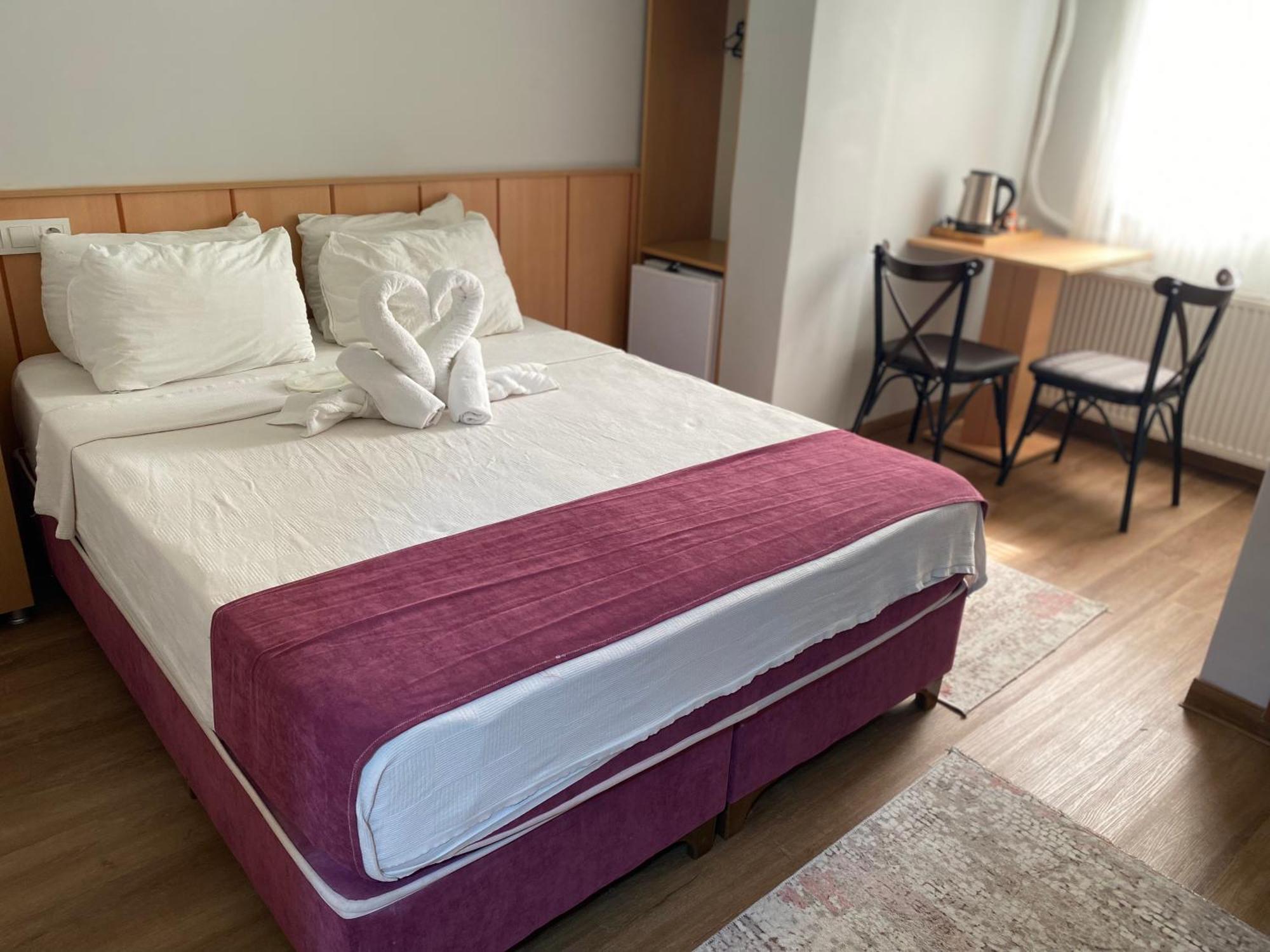Hotel Oezsefa Istanbul Ngoại thất bức ảnh